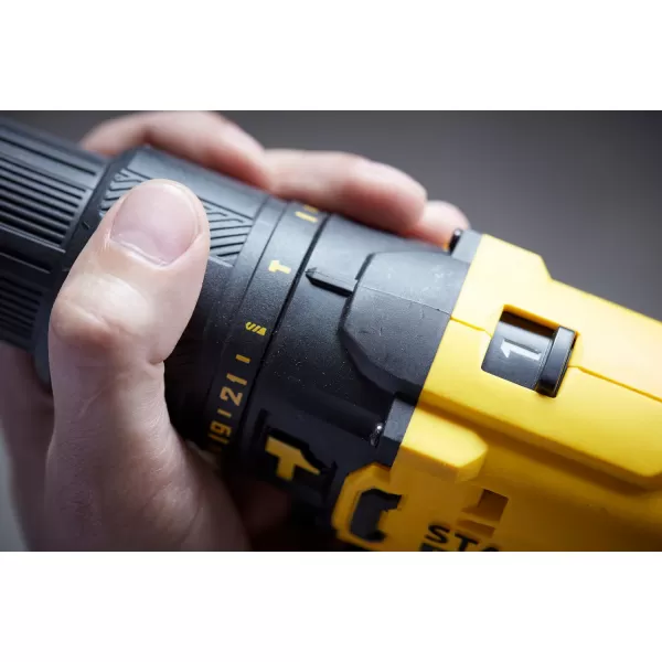 Aku vrtačka s příklepem Stanley FATMAX® SFMCD711C2S, V20, 2 x 1.5 Ah 18 V