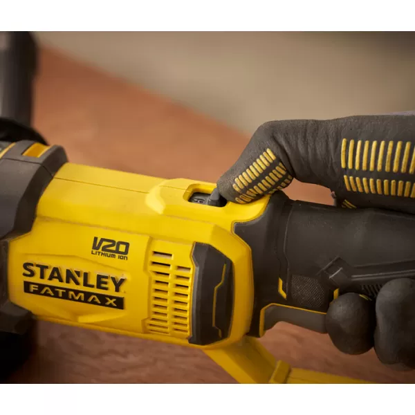 Aku úhlová bruska Stanley FATMAX® SFMCG300B, V20, bez baterie a nabíječky 18 V