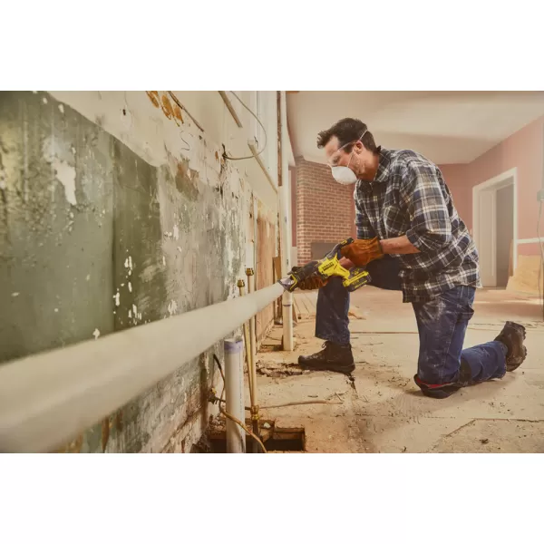 Aku bezuhlíková úhlová bruska Stanley FATMAX® SFMCG700B, V20, bez baterie a nabíječky 18 V