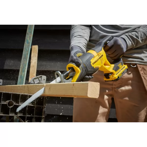Aku pila ocaska Stanley FATMAX® SFMCS300B, bez baterie a nabíječky, 18 V