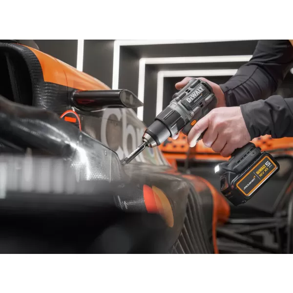 Aku příklepová vrtačka DeWalt McLaren DCD85MP2T , 2 x 5.0 Ah akumulátor, nabáječka, kufr Tstak