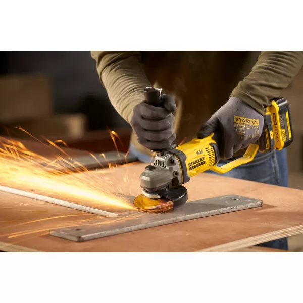 Aku úhlová bruska Stanley FATMAX® SFMCG300B, V20, bez baterie a nabíječky 18 V