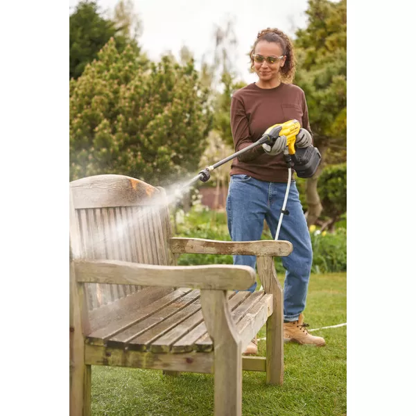 Aku tlaková myčka Stanley FATMAX® SFMCPC93B, bez baterií a nabíječky 18 V