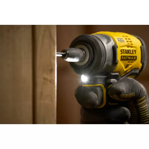 Aku rázový utahovák 3/8" Stanley FATMAX® SFMCF910B, V20, bez baterie a nabíječky 18 V