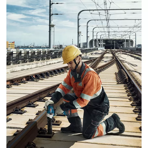 Aku rázový utahovák Bosch GDS 18V-1000 Professional (sólo) 06019J8300