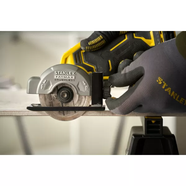 Aku univerální řezačka Stanley FATMAX® SFMCM300B, V20, bez baterie a nabíječky 18 V