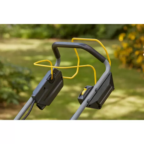 Aku sekačka s pojezdem Stanley FATMAX® SFMCMS2653B, 53 cm bez baterie a nabíječky 54 V