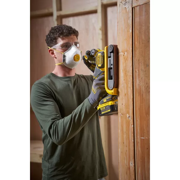 Aku pásová bruska Stanley FATMAX® SFMCW223B, V20, bez baterie a nabíječky 18 V