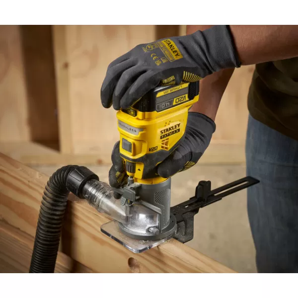 Aku bezuhlíková frézka 8 mm Stanley FATMAX® SFMCW400B, V20, bez baterie a nabíječky 18 V