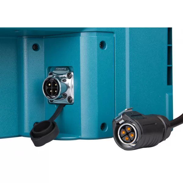 Napájecí adaptér v systeineru makpac Makita BCC01, pro 8 akmulátorů XGT