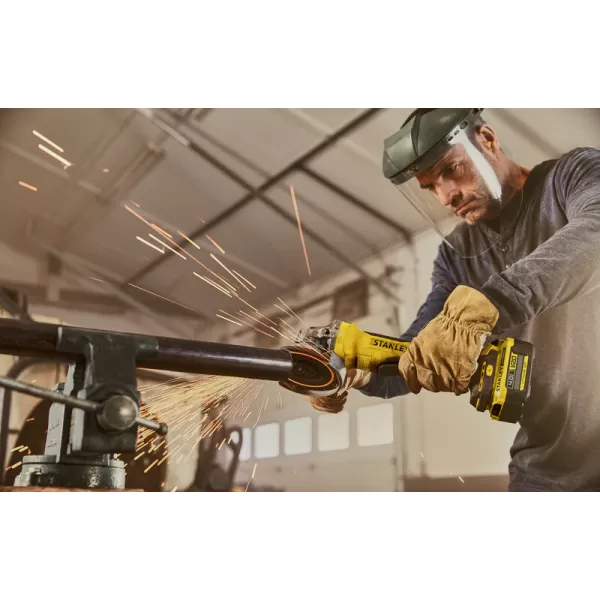 Aku bezuhlíková úhlová bruska Stanley FATMAX® SFMCG700B, V20, bez baterie a nabíječky 18 V