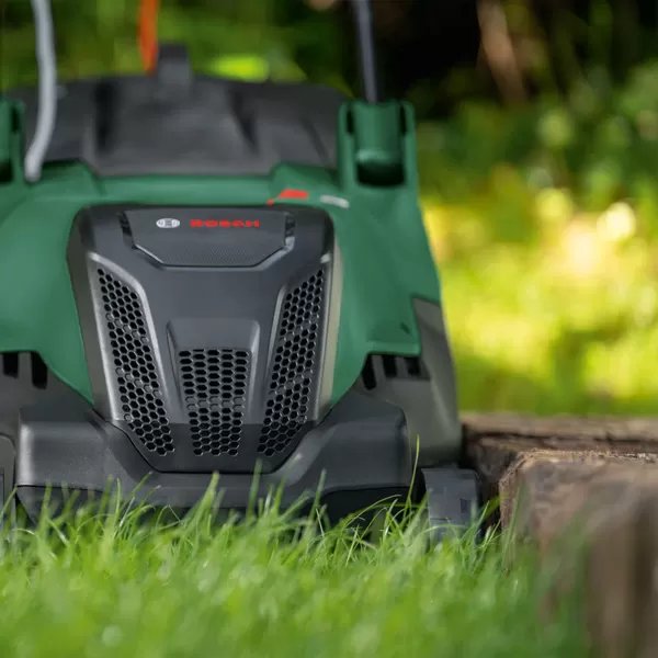 Sekačka elektrická Bosch UniversalRotak 40-750