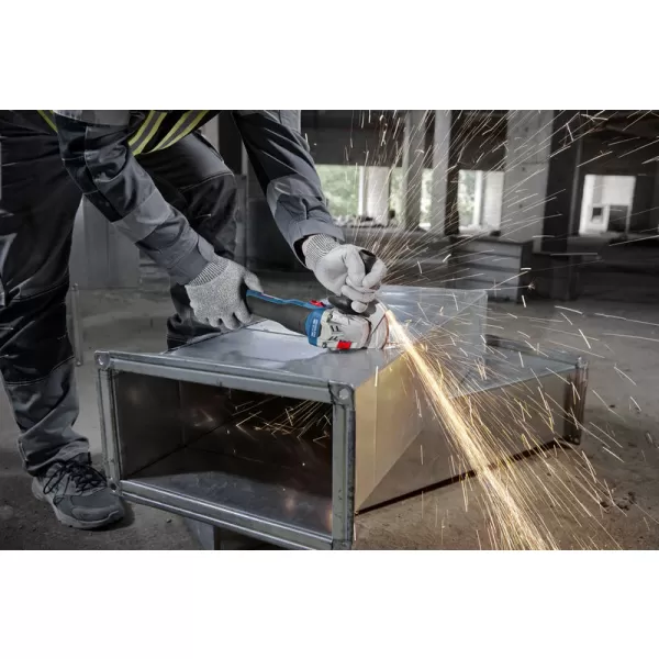 Aku úhlová bruska Bosch GWS 18V-8 Professional 1x5,0Ah 06019N9005