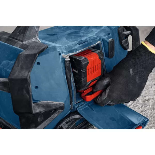 Aku rádio Bosch GPB 18VH-6 SRC Professional