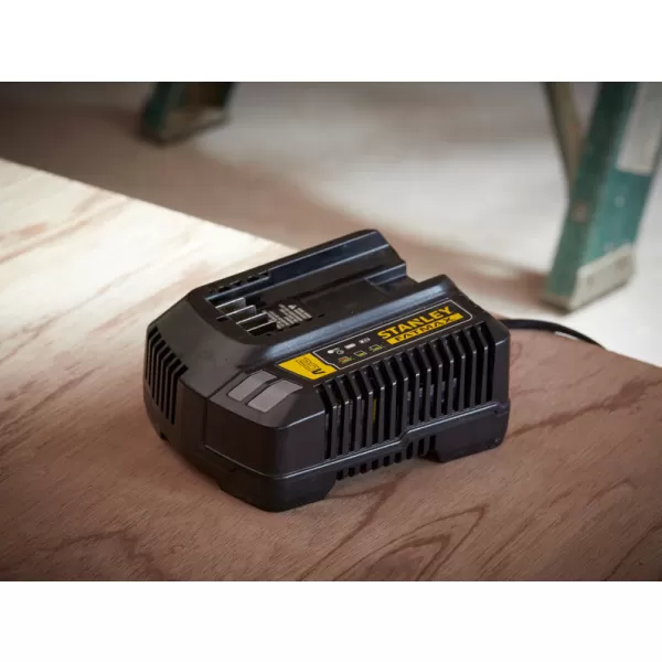 Nabíječka 4A 18V Stanley FATMAX® SFMCB14