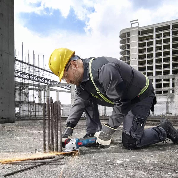 Aku úhlová bruska Bosch GWS 18V-11 Professional, 125mm, solo, 06019N4100