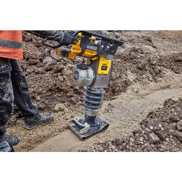 Aku vibrační pěch DeWALT DCP660N POWERSHIFT