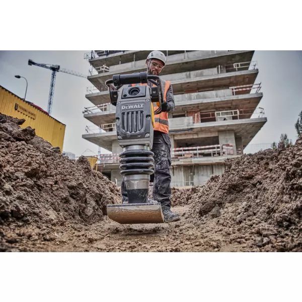 Aku vibrační pěch DeWALT DCP660N POWERSHIFT