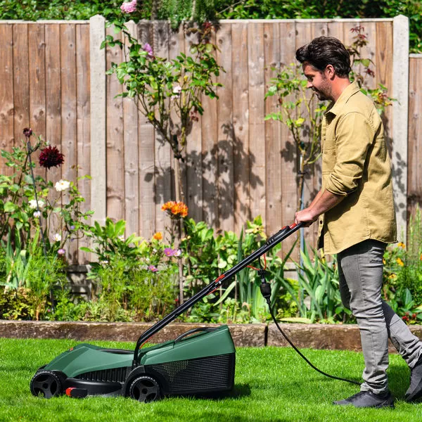 Sekačka elektrická Bosch EasyRotak 32-235