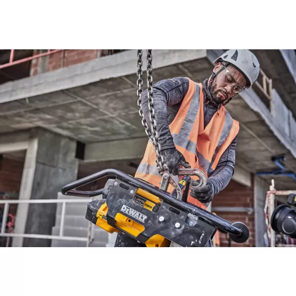 Aku vibrační pěch DeWALT DCP660N POWERSHIFT