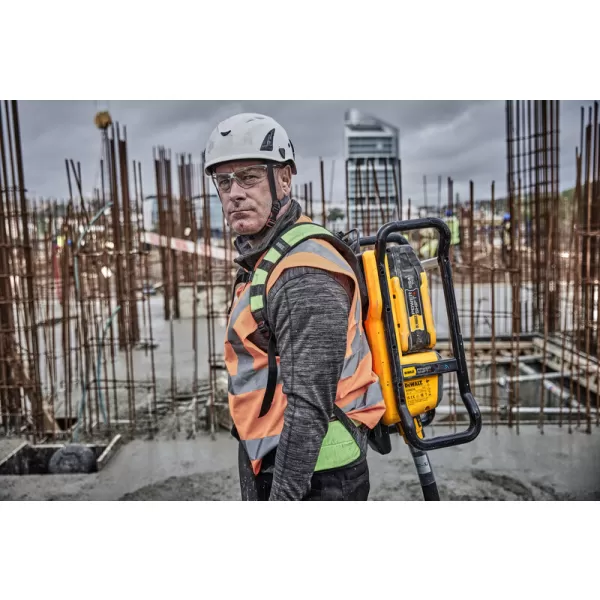 Aku ponorný vibrátor na záda DeWALT DCPS310N POWERSHIFT