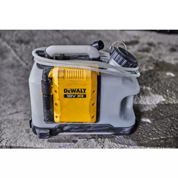 Nádrž na vodu DeWALT DCE6820N, 18V