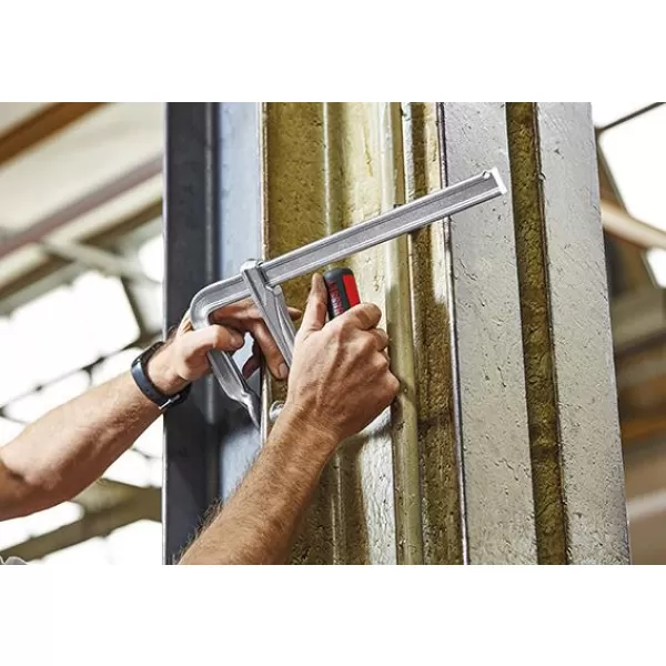 Šroubovací svěrka ocel. 2-složková rukojeť 600x120mm sklopná rukojeť Bessey